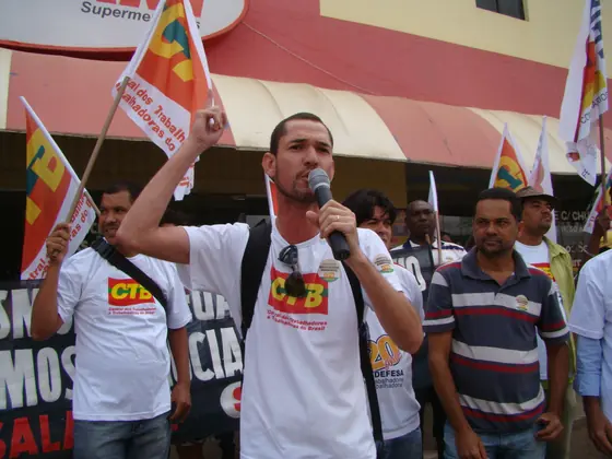Mobilização da categoria comerciária por valorização e negociação digna.
